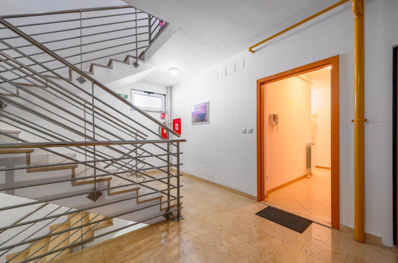 Aureo Apartment Pula Center Zewnętrze zdjęcie